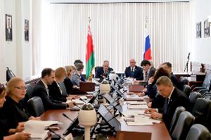 Председатель Госкомимущества Дмитрий Матусевич принял участие в заседании Комиссии Парламентского Собрания по экономической политике, промышленности и торговле