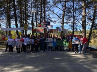 Заряд бодрости и единства: в Гродненском агентстве прошли «Первомайские старты»